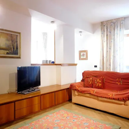 Nuovissimo E Funzionale, Apartment *