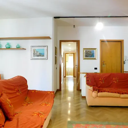 Nuovissimo E Funzionale, *