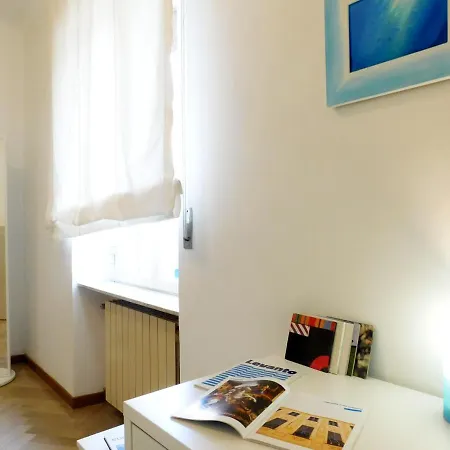 Apartment Nuovissimo E Funzionale, *
