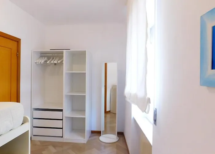 公寓 Nuovissimo E Funzionale,